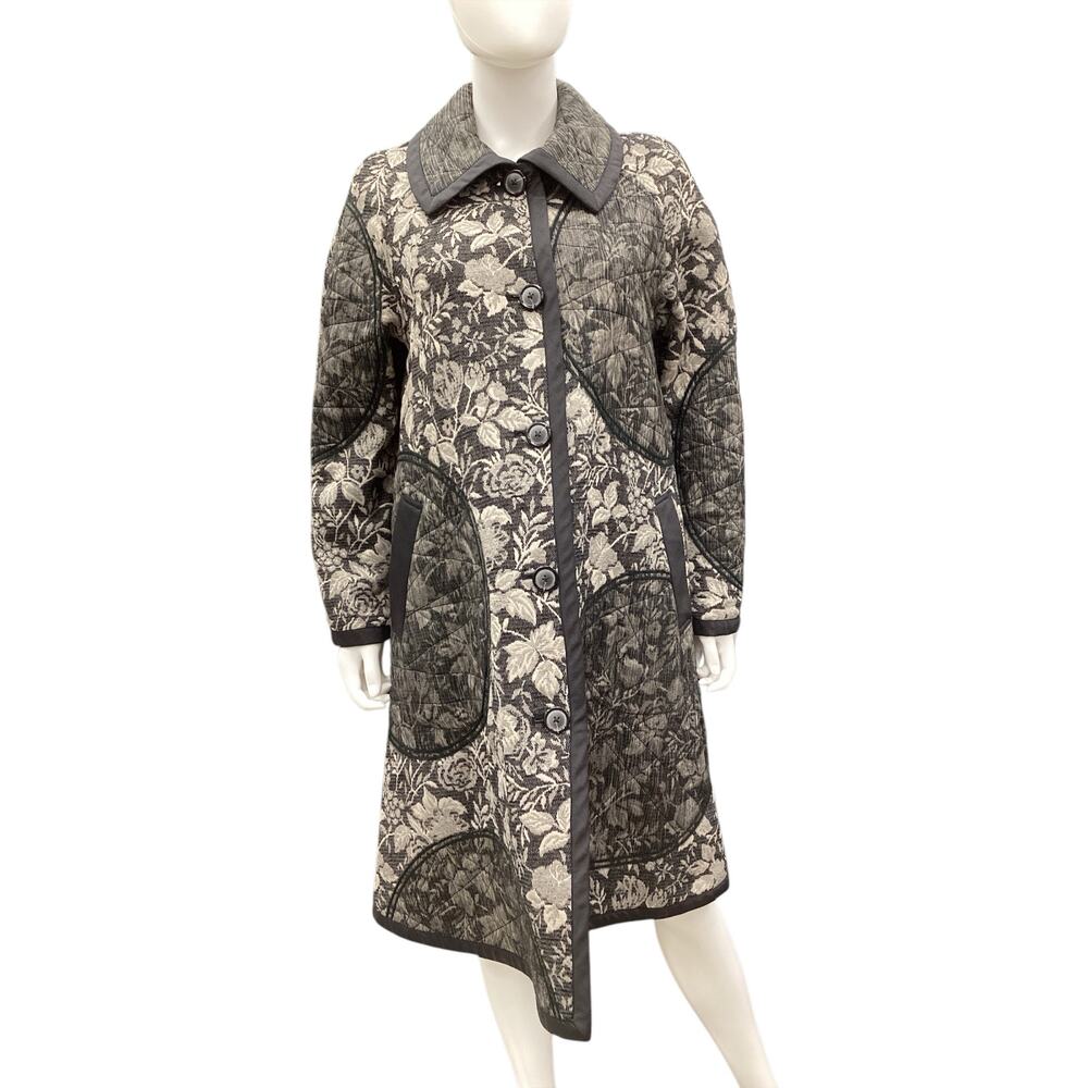 NWOT Koos Women’s Coat Size XL/ 1X Reversible Black And White Pockets Buttons